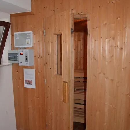 Appartamento Wellness Kniebis Mit Pool & Sauna *